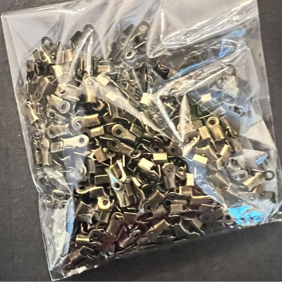 Over 10 Bundles of Assorted Jewelry Making Supplies - Picture 13 of 16